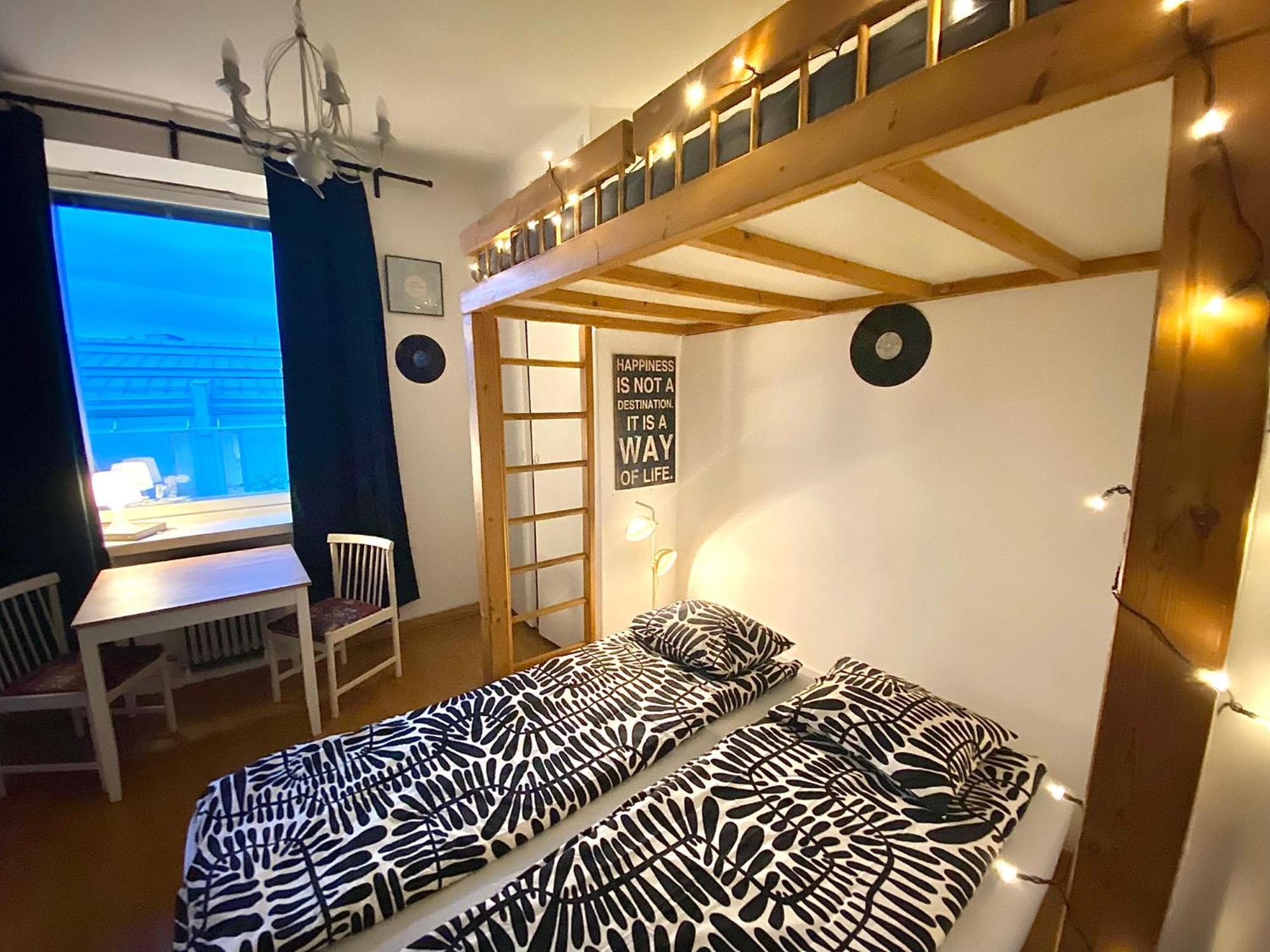 Cozy Nest, Kamppi Apartamento Helsínquia Exterior foto